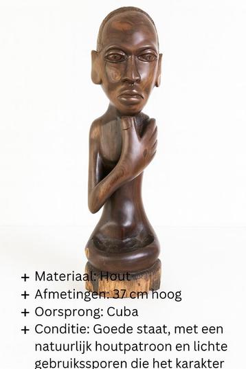 Uniek handgesneden houten beeld uit Cuba beschikbaar voor biedingen