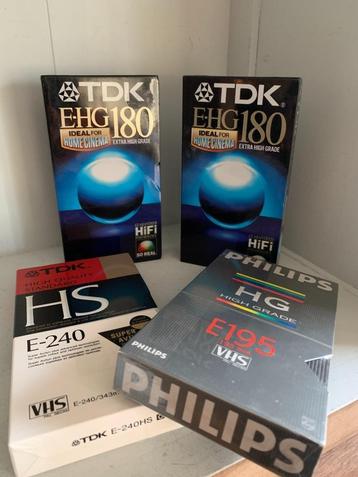 4 onbespeelde VHS Videobanden (Geseald) TDK & Philips beschikbaar voor biedingen