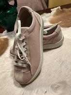 Comfortabele Ecco sneakers in maat 36. Zacht roze, Ophalen of Verzenden, Zo goed als nieuw, Sneakers of Gympen