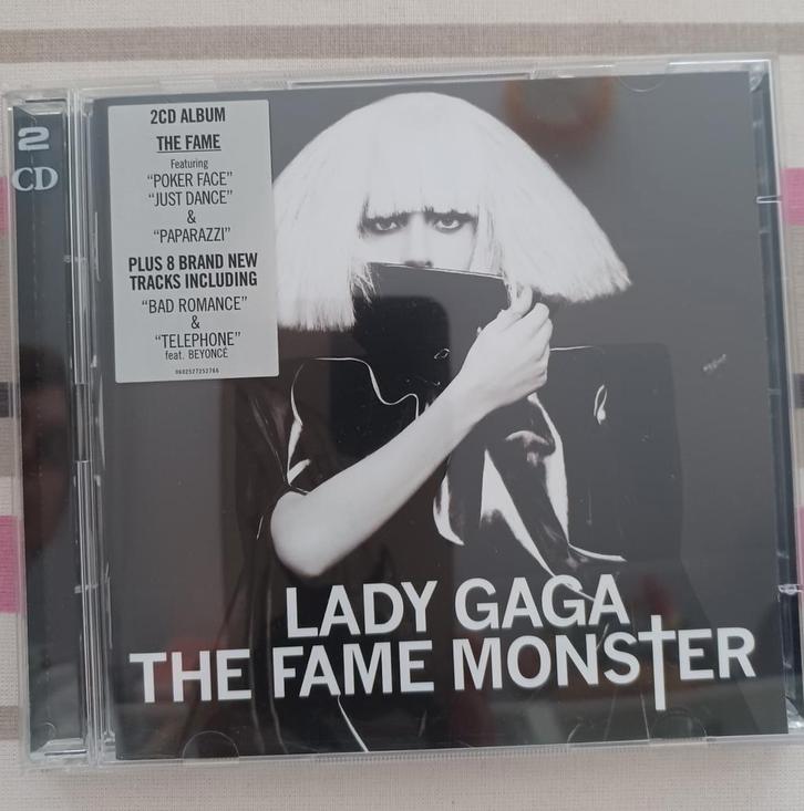 Lady Gaga - The Fame Monster (2CD), Cd's en Dvd's, Cd's | Pop, Zo goed als nieuw, 2000 tot heden, Boxset, Ophalen of Verzenden
