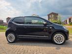 Volkswagen up! 1.0 55KW/75PK 3-DRS 2012 Zwart, 74 pk, Up!, 4 stoelen, Zwart