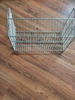 Zware sterke kratten op stapelbaare kratten, Ophalen