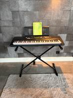 Keyboard Yamaha EZ-220, Muziek en Instrumenten, Keyboards, Ophalen, Zo goed als nieuw, 61 toetsen, Yamaha