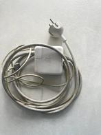 Apple Macbook lader, Computers en Software, Laptop-opladers, Ophalen of Verzenden, Zo goed als nieuw, Apple