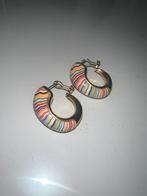 Oorbellen Juli Dans, Sieraden, Tassen en Uiterlijk, Oorbellen, Ophalen of Verzenden, Zo goed als nieuw, Overige kleuren, Hangers