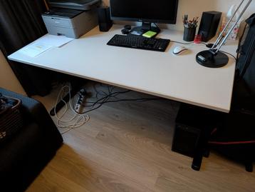Hoekbureau groot L shape hoek bureautafel wit zwart