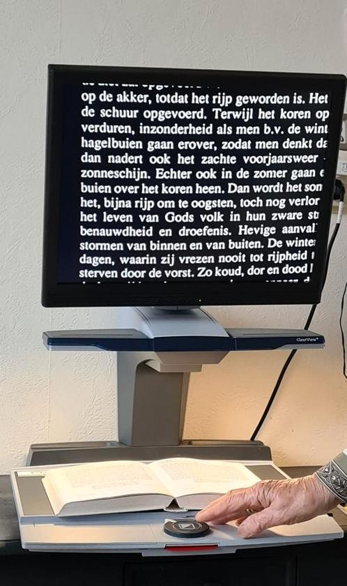 optelect lees vergrotings apparaat, Hobby en Vrije tijd, Vergrootglazen, Loepen en Loeplampen, Zo goed als nieuw, Loeplamp, Ophalen