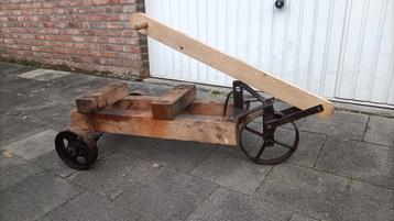 Onderstel stationair motor trek kar beschikbaar voor biedingen