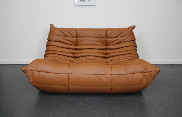 Ligne Roset Togo 2-zits, cognac leer, Huis en Inrichting, Banken | Sofa's en Chaises Longues, Nieuw, Tweepersoons, Minder dan 150 cm