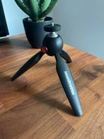 Klein manfrotto statief, Zo goed als nieuw, Minder dan 150 cm, Met balhoofd, Ophalen of Verzenden