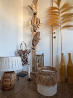 Ibiza decoratie mand, lamp, houten beelden enz, Ophalen of Verzenden, Zo goed als nieuw
