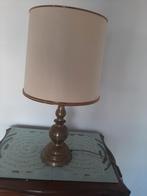 Klassieke tafellamp koperen voet, Huis en Inrichting, Lampen | Tafellampen, Ophalen, Gebruikt, Minder dan 50 cm