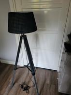 Mooie staande lamp 145 cm hoog, Ophalen, Zo goed als nieuw