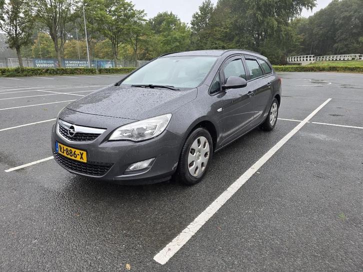 Opel Astra 2.0 Cdti Ecotec 2011 LEES BESCHRIJVING!, Auto's, Opel, Particulier, Astra, Airconditioning, Bluetooth, Boordcomputer