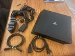 Sony Playstation 4 Pro - 1TB, Spelcomputers en Games, Spelcomputers | Sony PlayStation 4, Ophalen, Gebruikt, Met 2 controllers