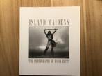 Island Maidens - David Betts Fotografie, Ophalen of Verzenden, Zo goed als nieuw, Fotografie algemeen