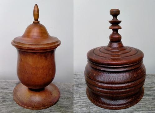 2x Antiek Houten Pot & Deksel / Tabakspot - Zie Omschrijving, Antiek en Kunst, Curiosa en Brocante, Ophalen of Verzenden