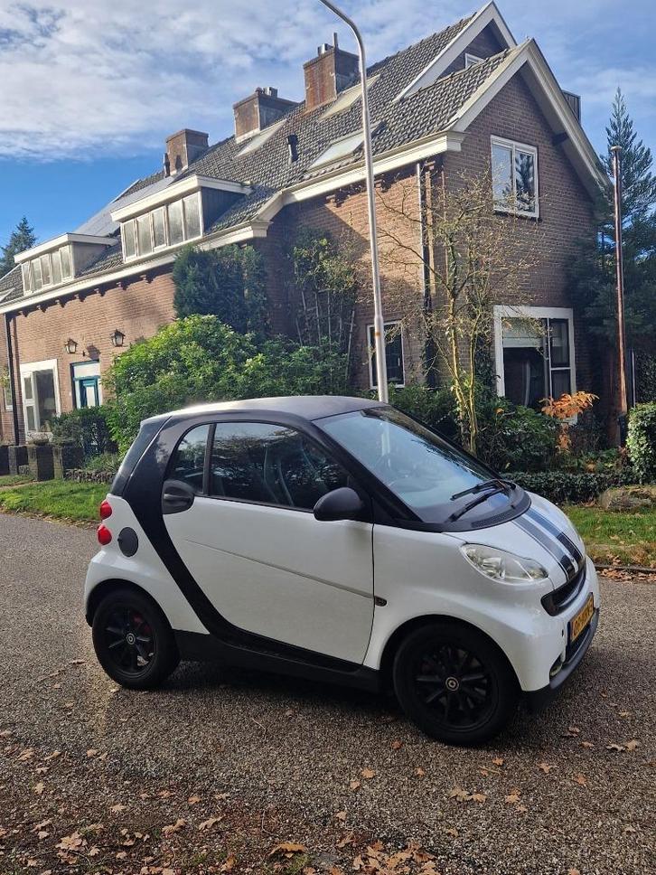 Smart ForTwo 1.0 45KW Coupe MHD AUT 2010 Zwart, Auto's, Smart, Particulier, ForTwo, Airbags, Airconditioning, Centrale vergrendeling