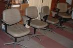 4x Indola stoel kapperstoel, 2 keer met oliepomp, draaistoel, Ophalen, Gebruikt, Leer, Kappersstoel oliepomp Indola