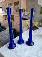 Blauwe vazen. 60 cm., Huis en Inrichting, Woonaccessoires | Vazen, 50 tot 75 cm, Blauw, Ophalen of Verzenden, Glas