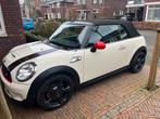Mini 1.6 cabrio cooper S  174pk  2009 Wit . 147245km., Voorwielaandrijving, Stoelverwarming, Zwart, 4 cilinders