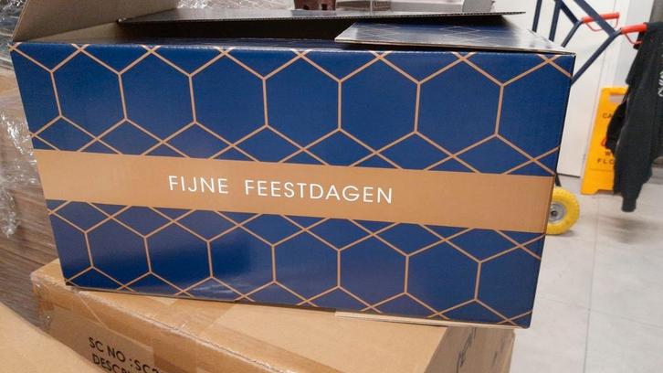 Kerstpakket dozen, 2 motieven en diverse afmetingen, Doe-het-zelf en Verbouw, Kratten en Dozen, Nieuw, Doos, Minder dan 50 cm