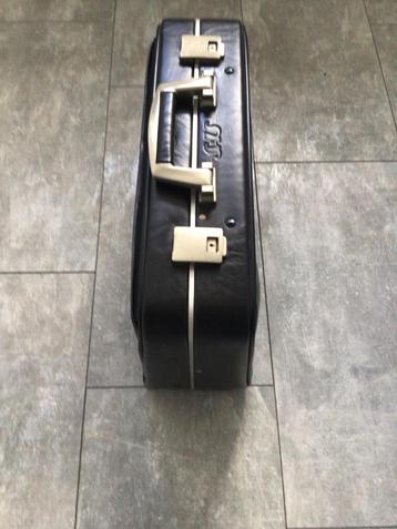 Vintage SAS & KLM Koffer beschikbaar voor biedingen