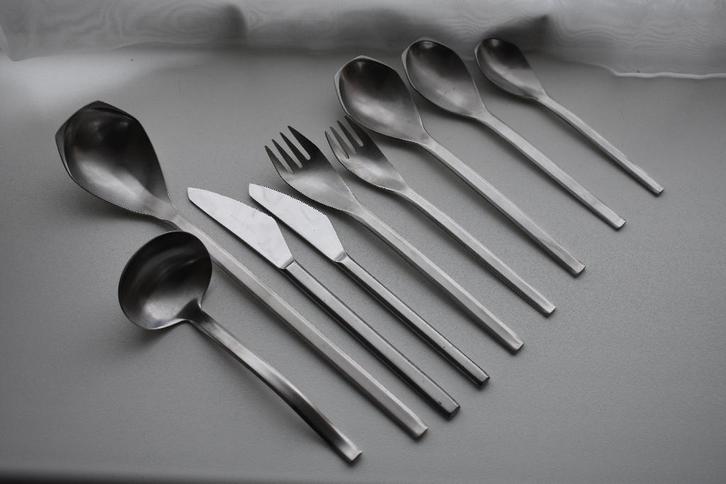 Amboss Austria 2090 Kontur Grace bestek Helmut Adler, Antiek en Kunst, Kunst | Designobjecten, Ophalen of Verzenden