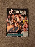 TikTok DIY Tijdschrift, Ophalen of Verzenden, Zo goed als nieuw, Muziek, Film of Tv
