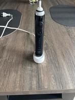 Oral B Braun elektrische tandenborstel, Ophalen of Verzenden, Gebruikt, Mondverzorging