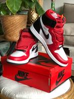 NIEUW! Air Jordan 1 high satin nike chicago (w) 38, Nieuw, Ophalen of Verzenden, Nike Air Jordan, Sneakers of Gympen