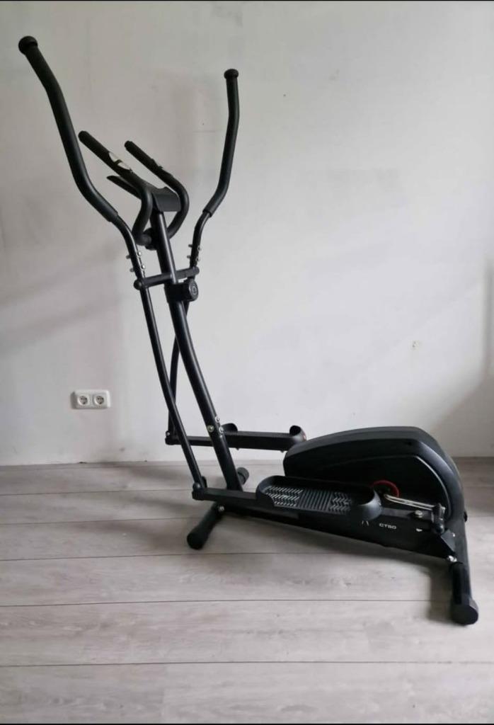 Crosstrainer CT50, Sport en Fitness, Fitnessapparatuur, Zo goed als nieuw, Crosstrainer, Armen, Benen, Borst, Buik, Rug, Ophalen of Verzenden