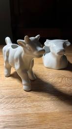 Melkkannetje en boterschaaltje of serveerschaal  koe stier, Antiek en Kunst, Antiek | Porselein, Ophalen of Verzenden