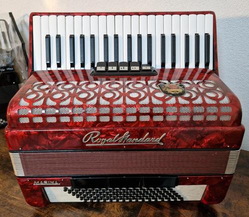 Royal Standard/Weltmeister 96 bas accordeon izgs, Muziek en Instrumenten, Accordeons, Gebruikt, Toetsaccordeon, 96-bas, Overige merken