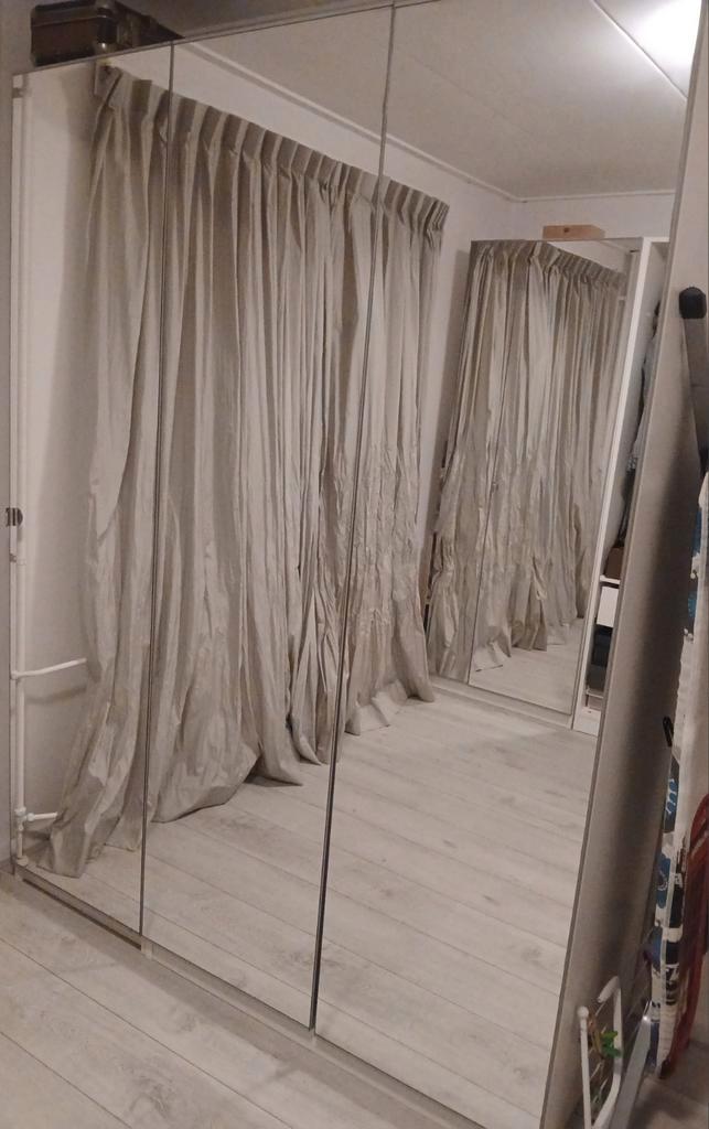 Ikea Vikedal deur Pax kast, Huis en Inrichting, Stoffering | Gordijnen en Lamellen, Ophalen