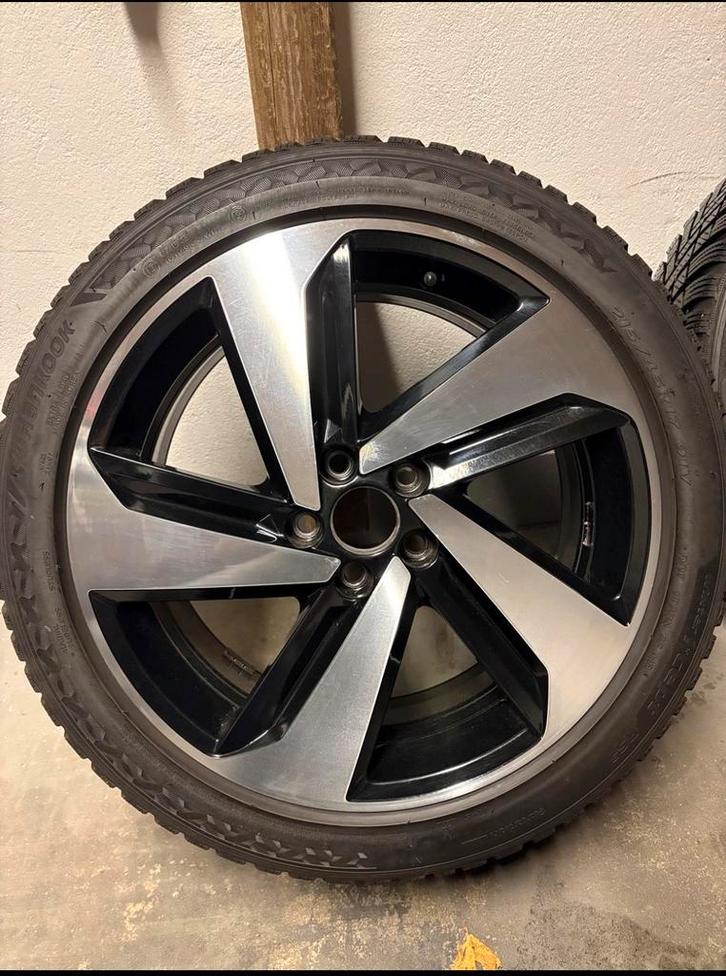 Originele Polo Gti Velgen 215 45 17  Milton Keynes 1Velg, Auto-onderdelen, Banden en Velgen, Banden en Velgen, Winterbanden, 17 inch