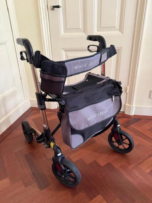 Luxe dubbel te vouwen rollator TRACK van Wheelzahead, Diversen, Rollators, Zo goed als nieuw, Lichtgewicht, Opvouwbaar, Ophalen of Verzenden