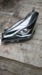 Toyota Yaris 2017 hybrid koplampen, Ophalen of Verzenden, Toyota