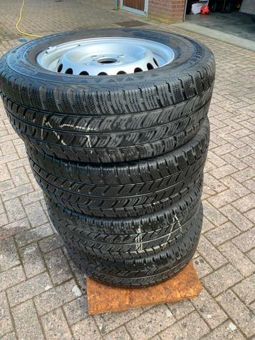 Winterbanden set Transit/Sprinter 235/65 R16C beschikbaar voor biedingen