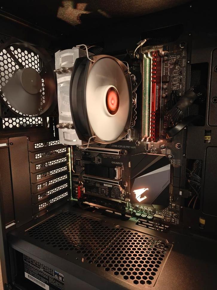 Custom made gaming pc, Computers en Software, Desktop Pc's, Zo goed als nieuw, 3 tot 4 Ghz, SSD, 16 GB, Gaming, Ophalen