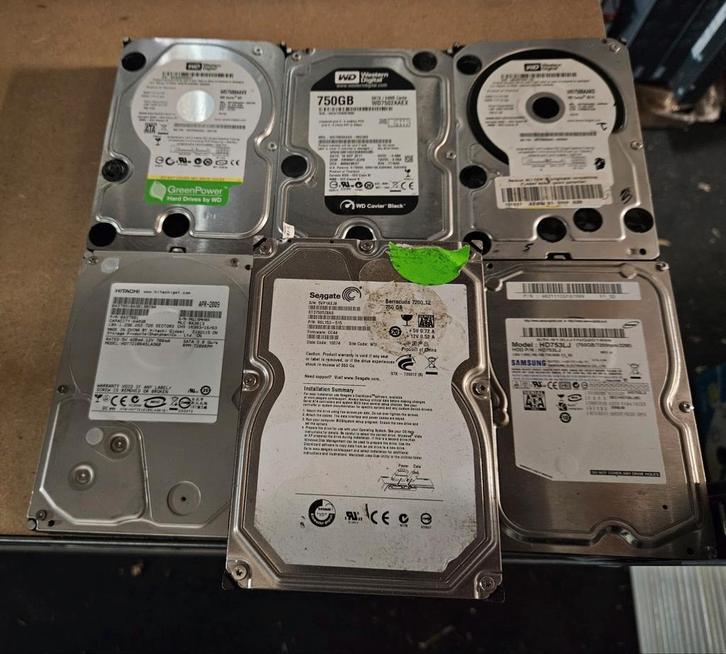 Verschillende merken 750gb pc hdd hardeschijf, Computers en Software, Harde schijven, Gebruikt, Desktop, Intern, HDD, SATA, Ophalen of Verzenden