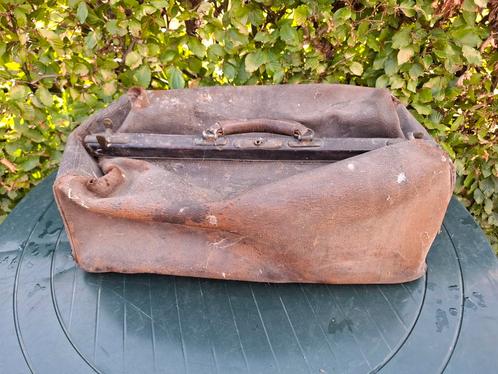 Brocante leren sporttas / reistas, Antiek en Kunst, Curiosa en Brocante, Ophalen of Verzenden
