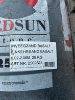 Redsun split/ inveegzand Basalt 3 zakken a 25 kg antraciet, Ophalen, Nieuw, Antraciet, Split