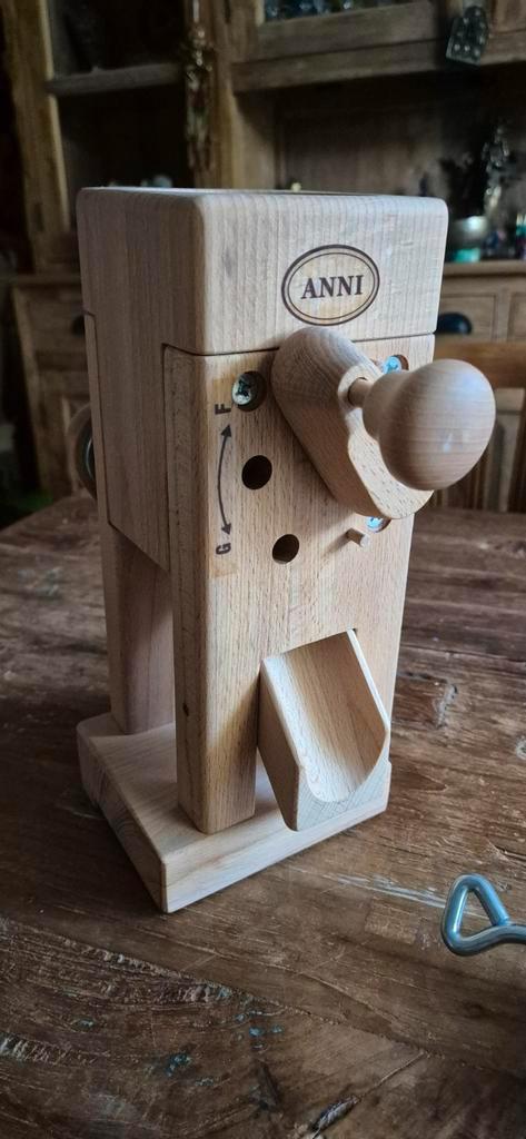Anni Muesli machine (graanmolen), Huis en Inrichting, Keuken | Keukenbenodigdheden, Nieuw, Ophalen of Verzenden