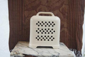 Kacheltje op stroom  ( Antiek beschikbaar voor biedingen