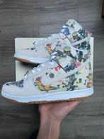 Nike Dunk High OG x Supreme Rammellzee size 43 US9.5, Overige kleuren, Nike, Nieuw, Ophalen of Verzenden