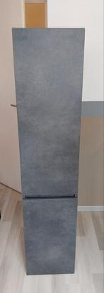 Antracietgrijze badkamerkast – 160 cm hoog (nieuwstaat), Huis en Inrichting, Badkamer | Badkamermeubels, Ophalen, (Half)hoge kast