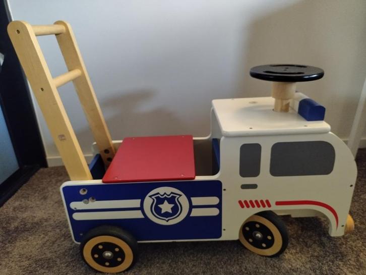 Houten politiewagen om op te rijden, Kinderen en Baby's, Speelgoed | Houten speelgoed, Gebruikt, Rij- of Hobbelspeelgoed, Ophalen
