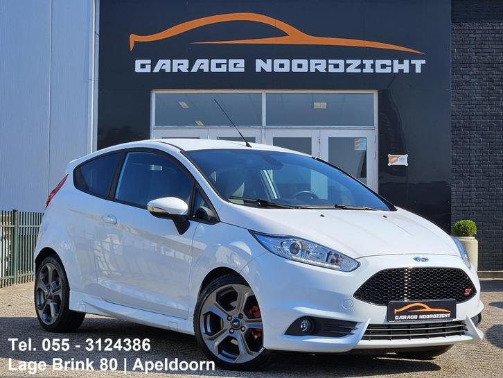 Ford Fiesta 1.6 ST 2 182PK NAVIGATIE|KEYLESS GO|GETINT GLAS|, Auto's, Ford, Bedrijf, Te koop, Fiësta, ABS, Airbags, Airconditioning