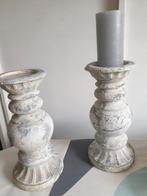 Te koop 2 stenen kandelaars, Ophalen, Zo goed als nieuw, Overige materialen, 25 tot 50 cm